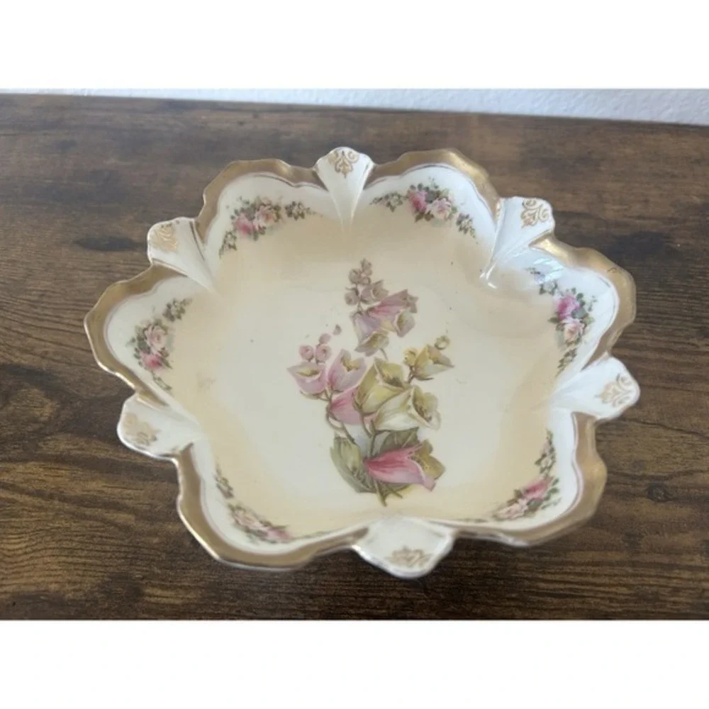Antique RS Prussia Germany‎ Floral Decorative Footed 7
